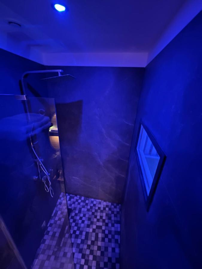 Apartament Chic & Jacuzzi Givors Zewnętrze zdjęcie